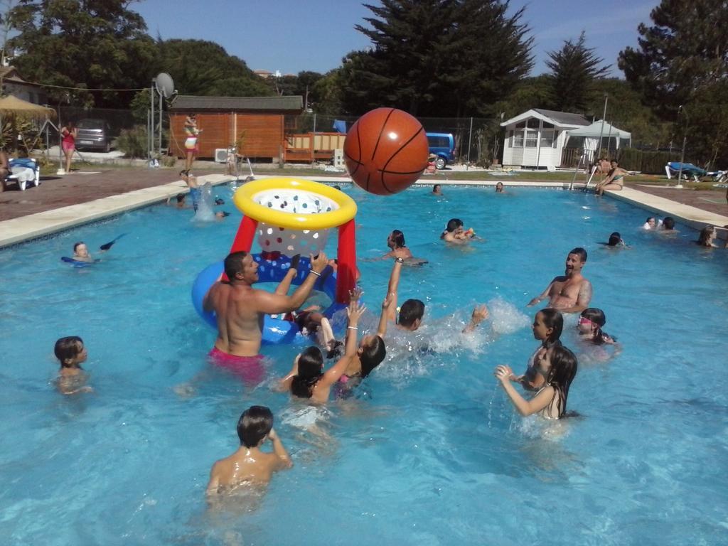 Complejo Turistico & Camping Cabopino Marbella Exterior foto