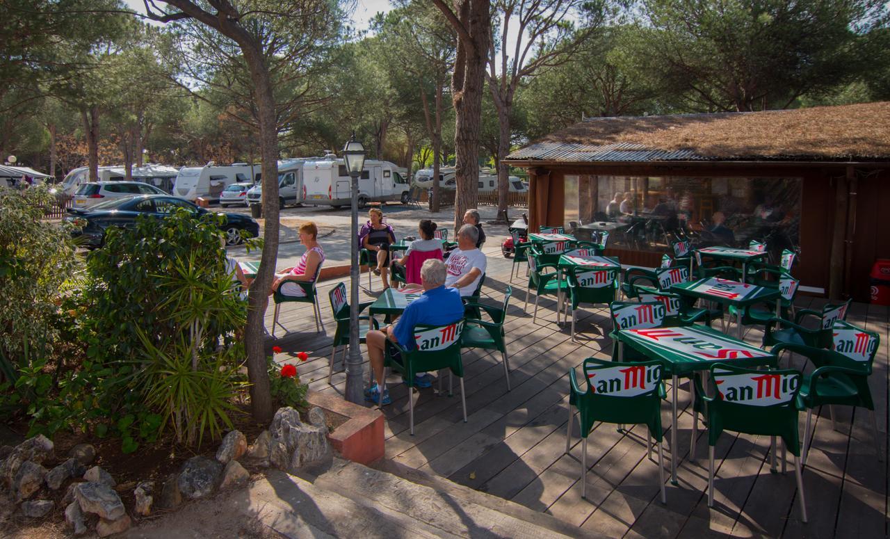 Complejo Turistico & Camping Cabopino Marbella Exterior foto